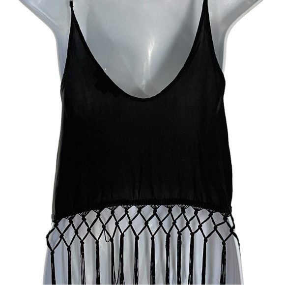 Solemio Black Cropped Tank Top Cami w/ Fringe and Embroidery Cut out Size Small - Picture 4 of 10